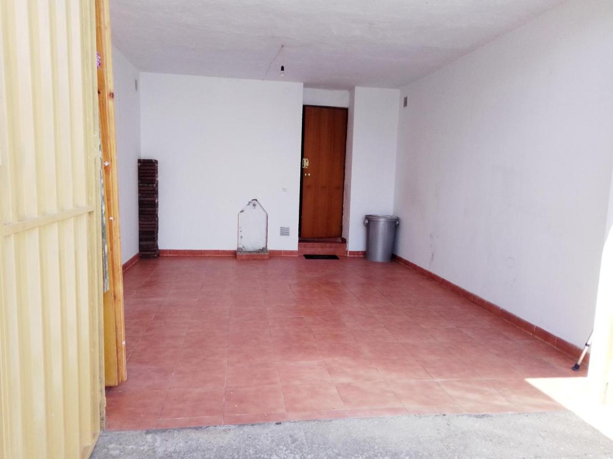 Las/rosas Apartament *